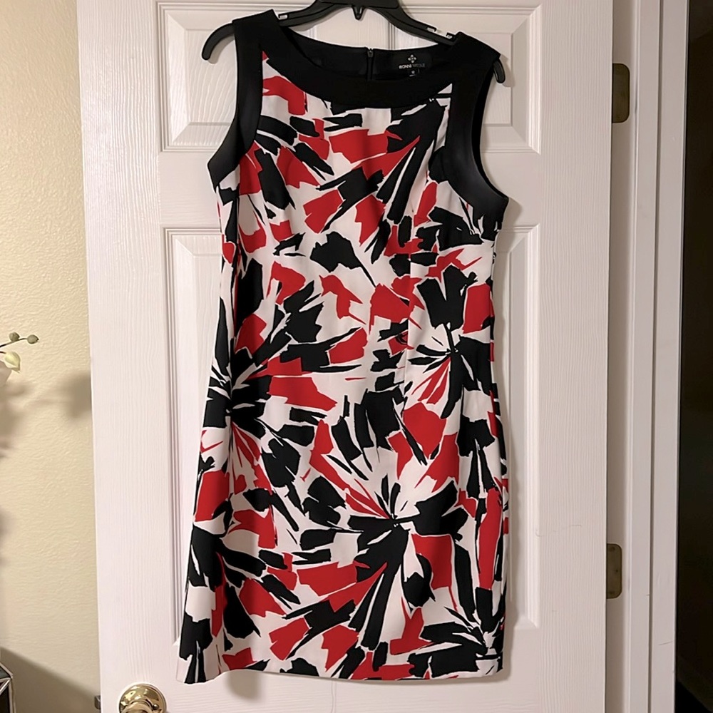 Sleeveless Shift Dress